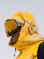 Burton [ak] Kalausi GORE-TEX 3L Jacke in Goldenrod