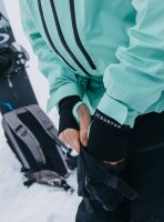 Burton [ak] Hover GORE-TEX Stretch 3L Jacke in Powder Mint für Herren