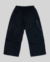 Beyond Medals Park Pants Zip 2L in Black